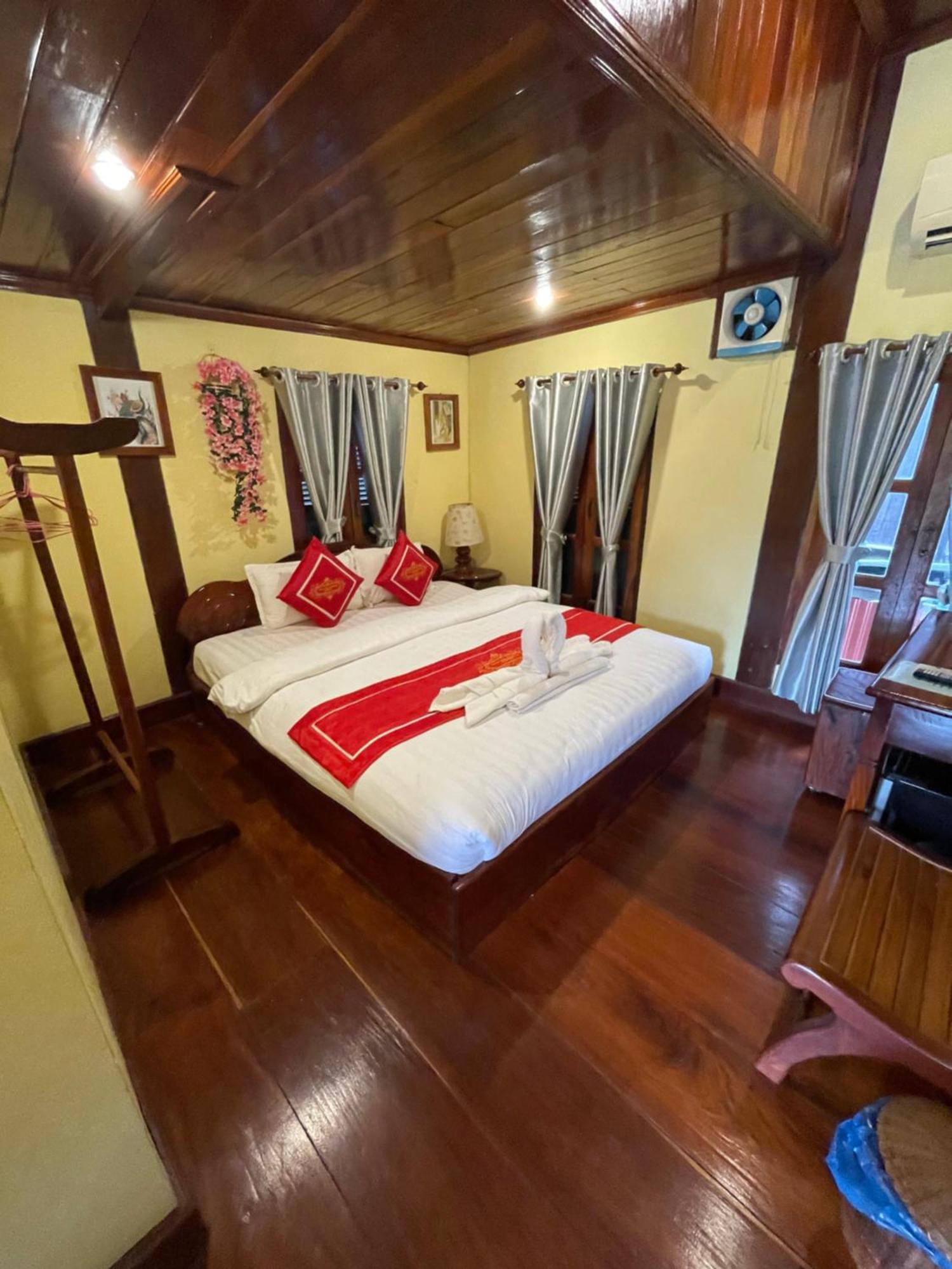 Luang Prabang - Villa Ouis Namkhan Riverside 2 Екстериор снимка